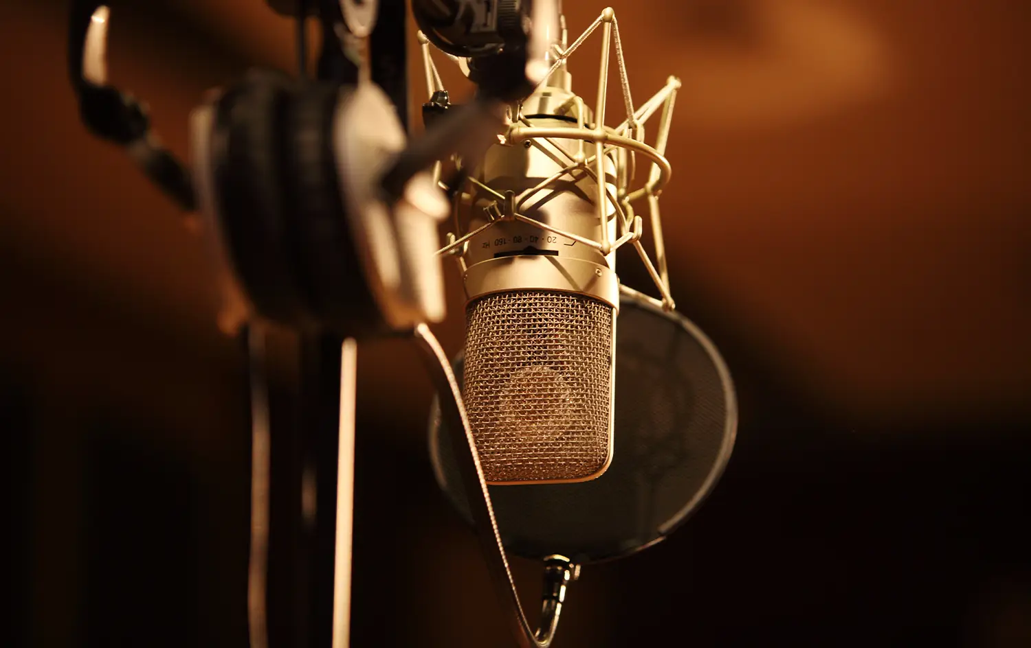 Registrare podcast a Bergamo, scegli la sala registrazione Lowill